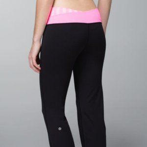 EUC Lululemon Astro Pant -‎ Size 4 - Black w| Shades of Pink Band